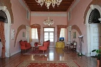 Villa Bongiovanni San Bonifacio 2*,